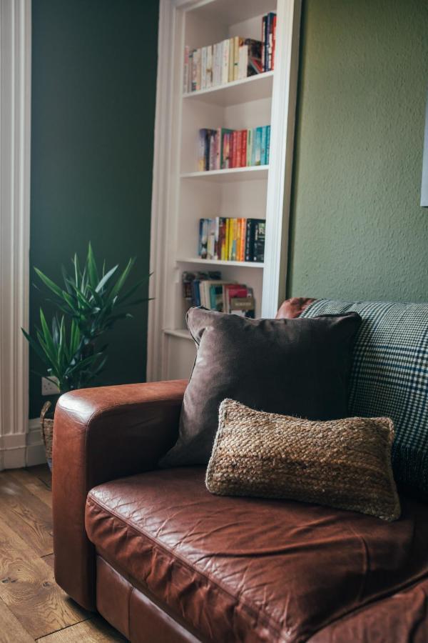 The Main Street Burrow - Your Perfect Hideaway St Boswells Экстерьер фото